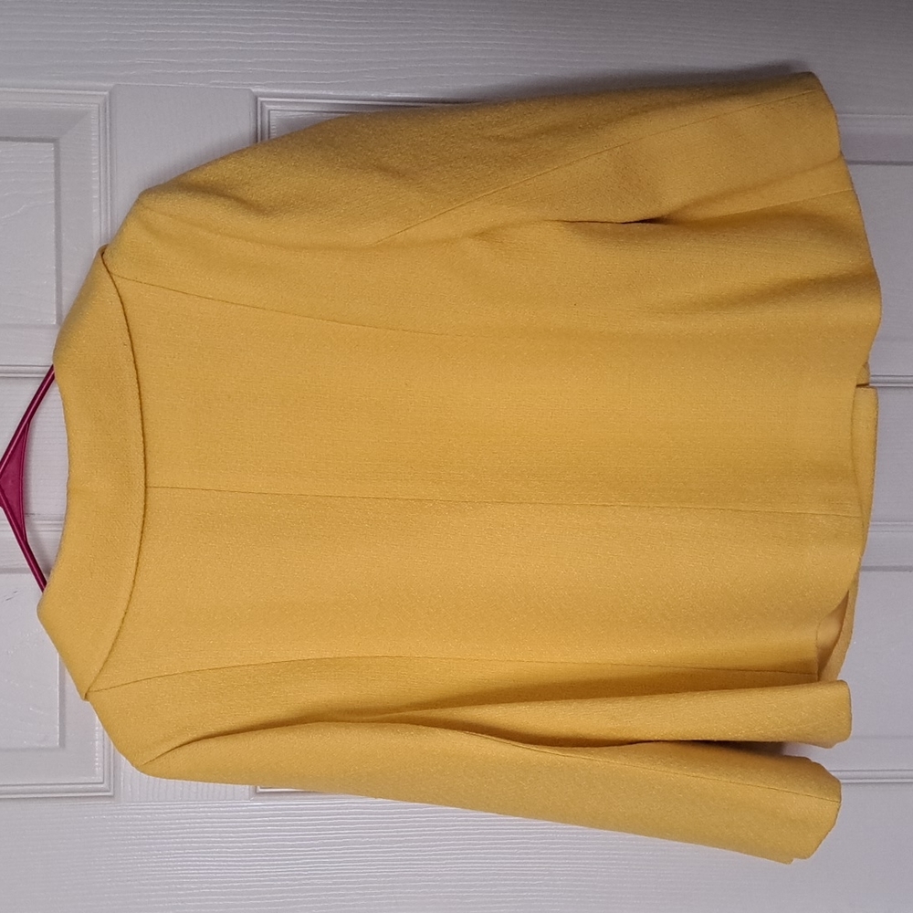 Neiman Marcus Wool Jacket - Picture 2 of 5